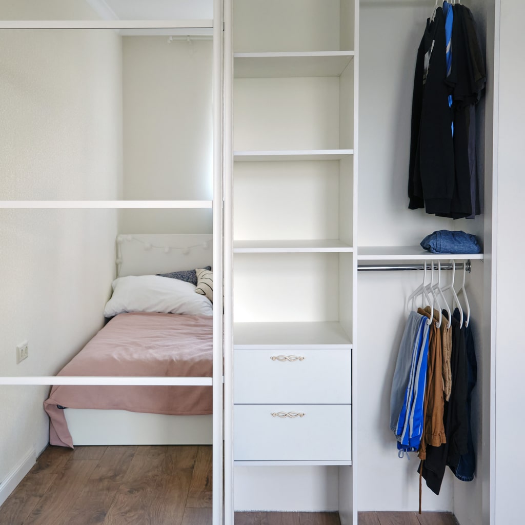 Smart Features for Your Fitted Wardrobe